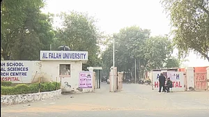 दिल्ली ब्लास्टः अल-फलाह विश्वविद्यालय के खिलाफ जालसाजी, धोखाधड़ी के आरोप में दो प्राथमिकी दर्ज