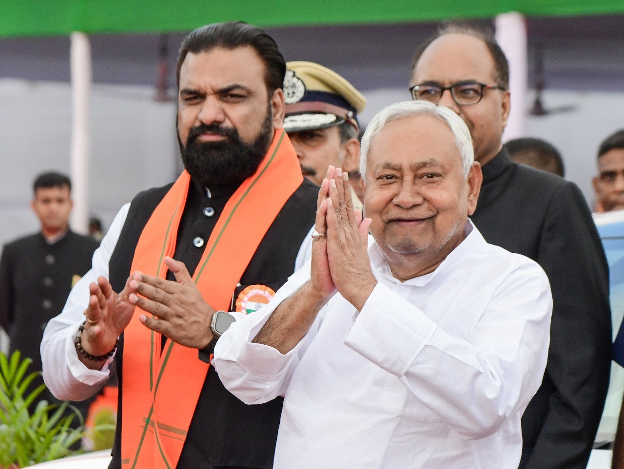 पटना: गांधी मैदान 17 से 20 नवंबर तक बंद, शपथ ग्रहण समारोह की संभावना, कल नीतीश ने मंत्रिपरिषद की बुलाई बैठक