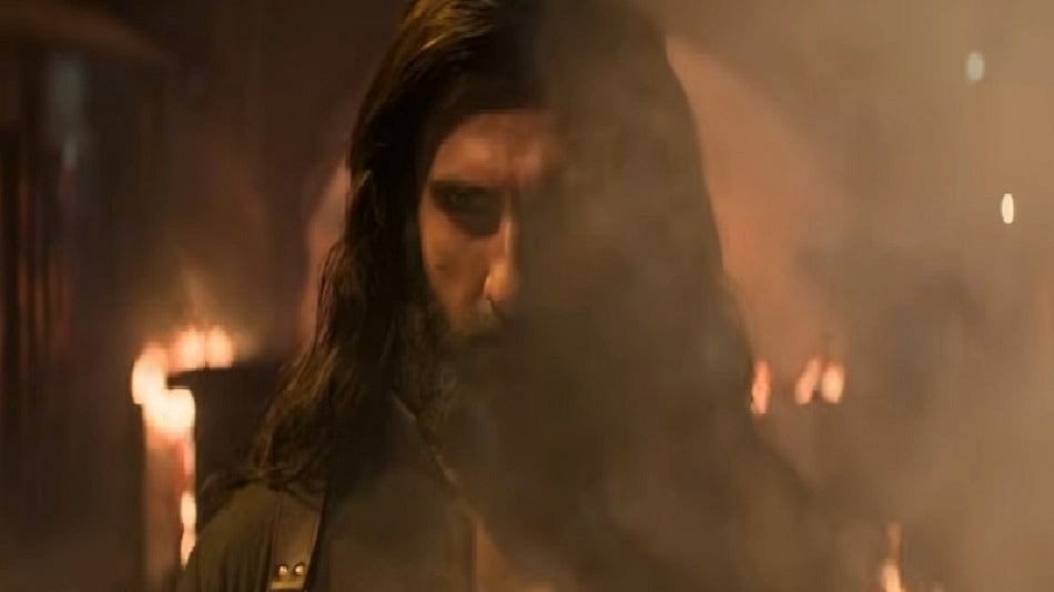 रिलीज हुआ रणवीर सिंह स्टारर फिल्म 'धुरंधर' का ट्रेलर और हिंदू सेना ने राजामौली के खिलाफ की शिकायत