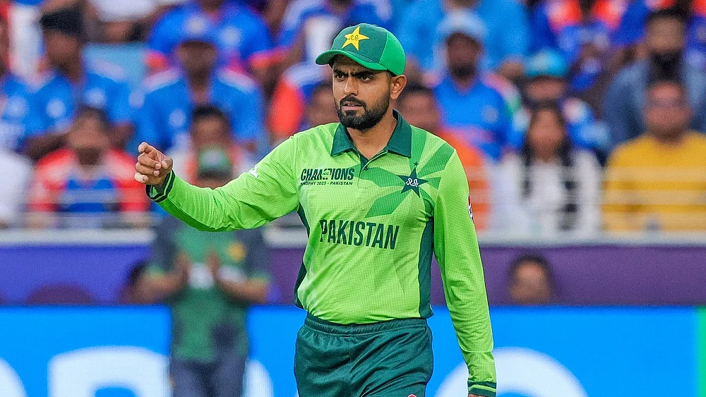 ICC ने पाकिस्तानी क्रिकेटर बाबर आजम पर लगाया जुर्माना और ढाका एयरपोर्ट पर 10 घंटे फंसे रहे भारतीय तीरंदाज