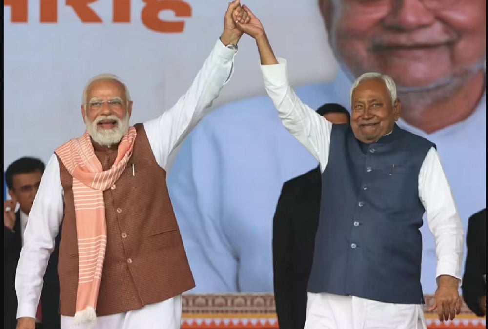 बिहार पस्त, एनडीए मस्तः 20 साल राज के बाद भी राज्य हर मामले में पिछड़ा, फिर भी नीतीश विकास पुरुष