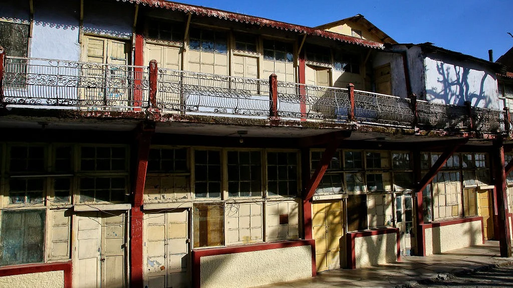 राज्य 360°: उत्तराखंड की वर्षगांठ का खोखला जश्न और भुतहा बनते गांव