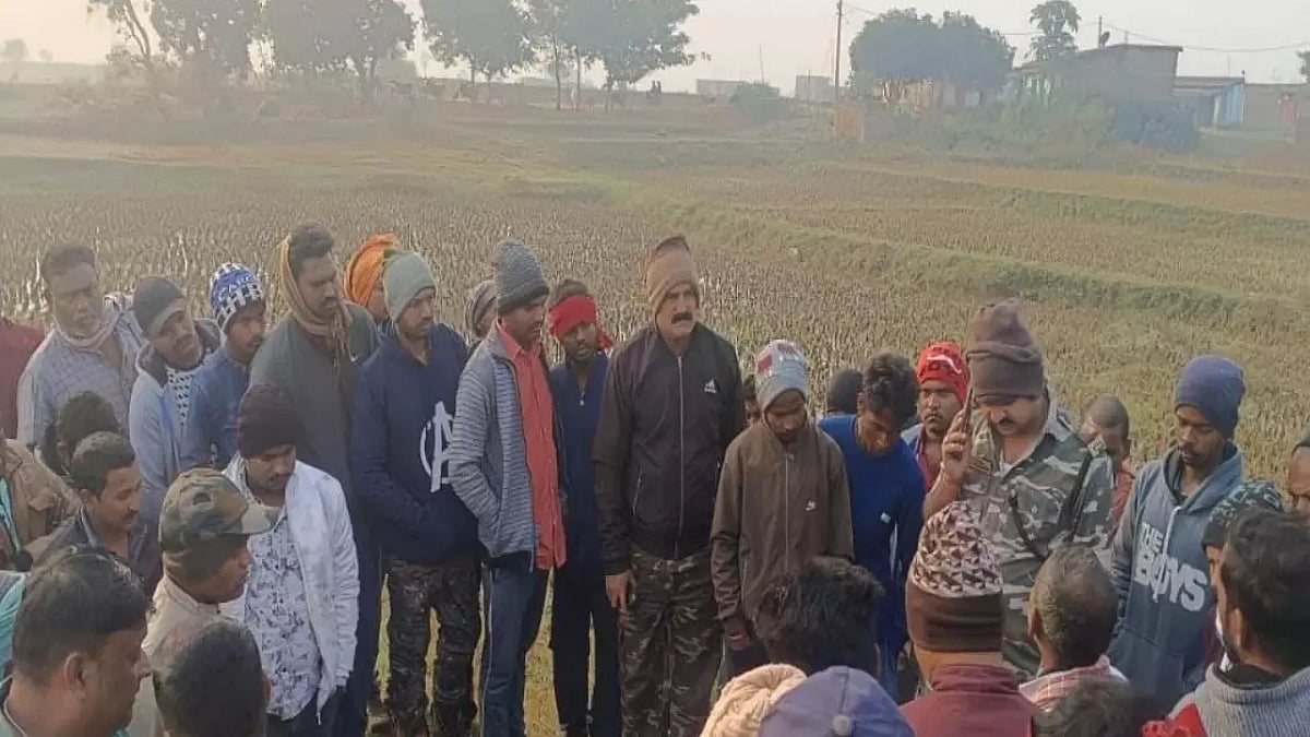 झारखंड: दुमका में एक परिवार के चार सदस्यों की संदिग्ध मौत, चारों के गले में रस्सी के निशान मिले, जांच में जुटी पुलिस