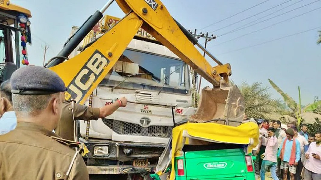 बिहार के शेखपुरा में भीषण हादसा, ट्रक और टेम्पो की भिड़ंत में छह लोगों की मौत, आठ लोग घायल