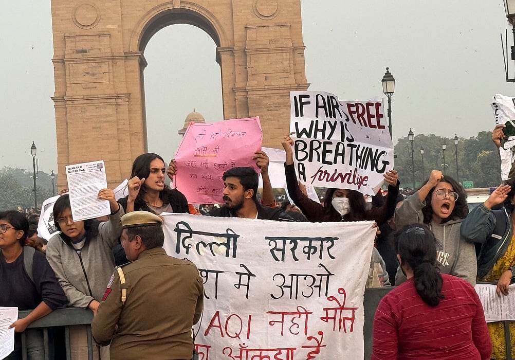 प्रदूषण के खिलाफ प्रदर्शन करना पड़ा भारी, नक्सलवाद-आतंकवाद के समर्थन के आरोप में अब तक 22 गिरफ्तार