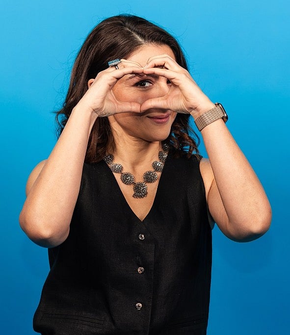 सिनेजीवन: धर्मेंद्र के निधन के बाद पहली बार हेमा मालिनी ने बयां किया अपना दर्द और राखी सावंत ने देओल परिवार से पूछे सवाल