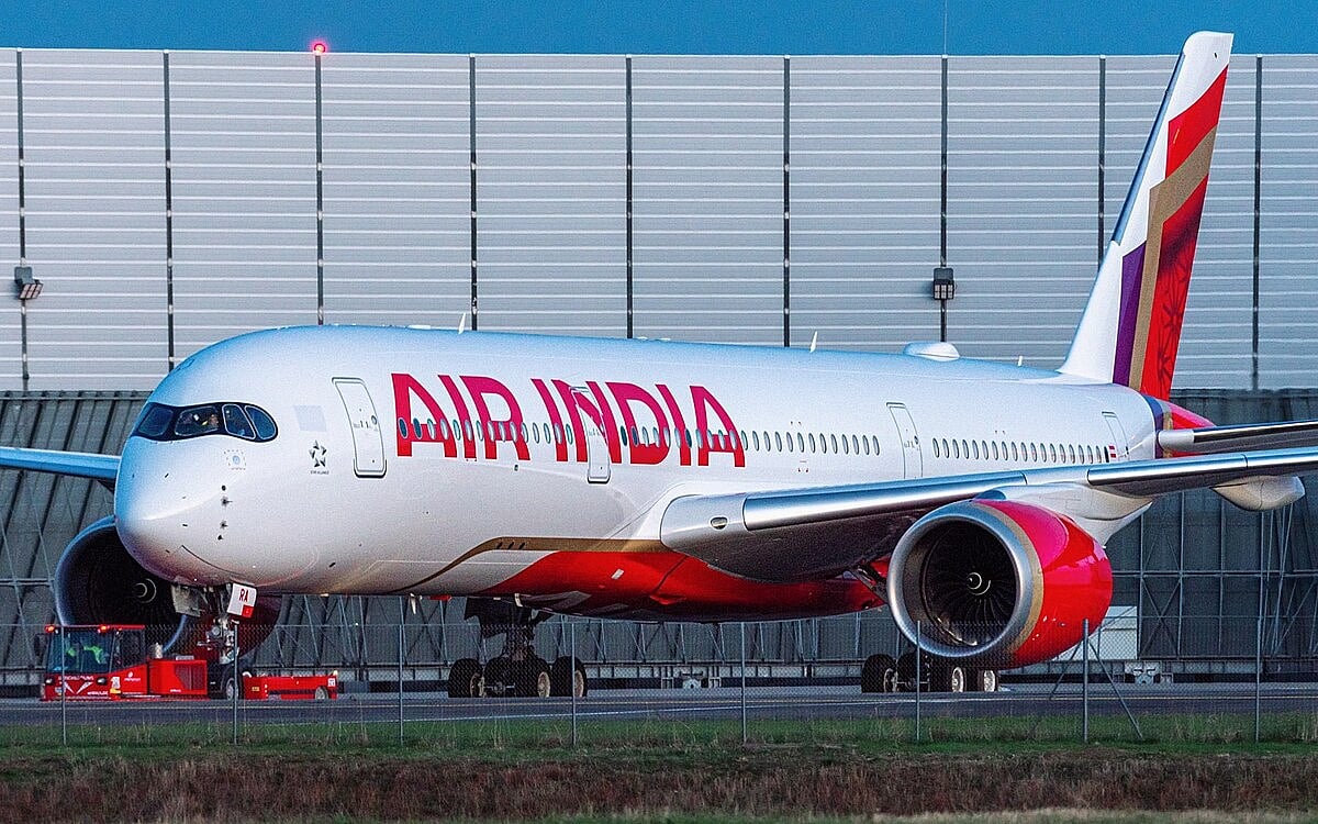 सोलर रेडिएशन की वजह से गड़बड़ हुआ फ्लाइट कंट्रोल! इंडिगो-AI की उड़ानों में देरी की आशंका, रद्द भी हो सकती है फ्लाइट  