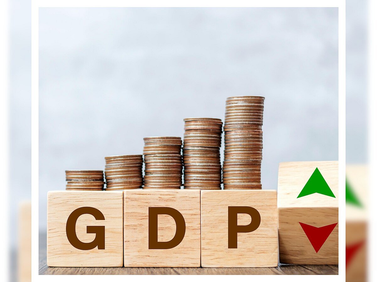 GDP ग्रोथ को लेकर विपक्षी नेताओं ने उठाए सवाल, कहा- अगर जीडीपी बढ़ रही है, तो युवा अभी भी बेरोजगार क्यों हैं?