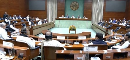 शीतकालीन सत्र: विपक्ष ने सर्वदलीय बैठक में उठाए कई बड़े मुद्दे, चर्चा की मांग, कम समयावधि  सत्र पर जताई आपत्ति