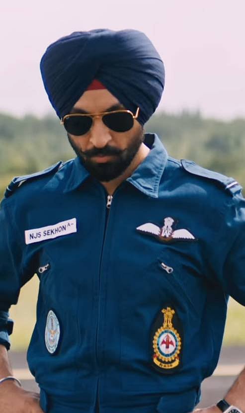 सिनेजीवन: हॉलीवुड में कुछ बड़ा करना चाहती हैं प्रियंका चोपड़ा और बॉर्डर-2 से सामने आया दिलजीत दोसांझ का पहला लुक