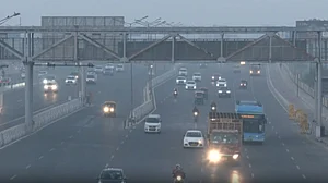 दिल्ली-एनसीआर में एक्यूआई खतरनाक स्तर पर