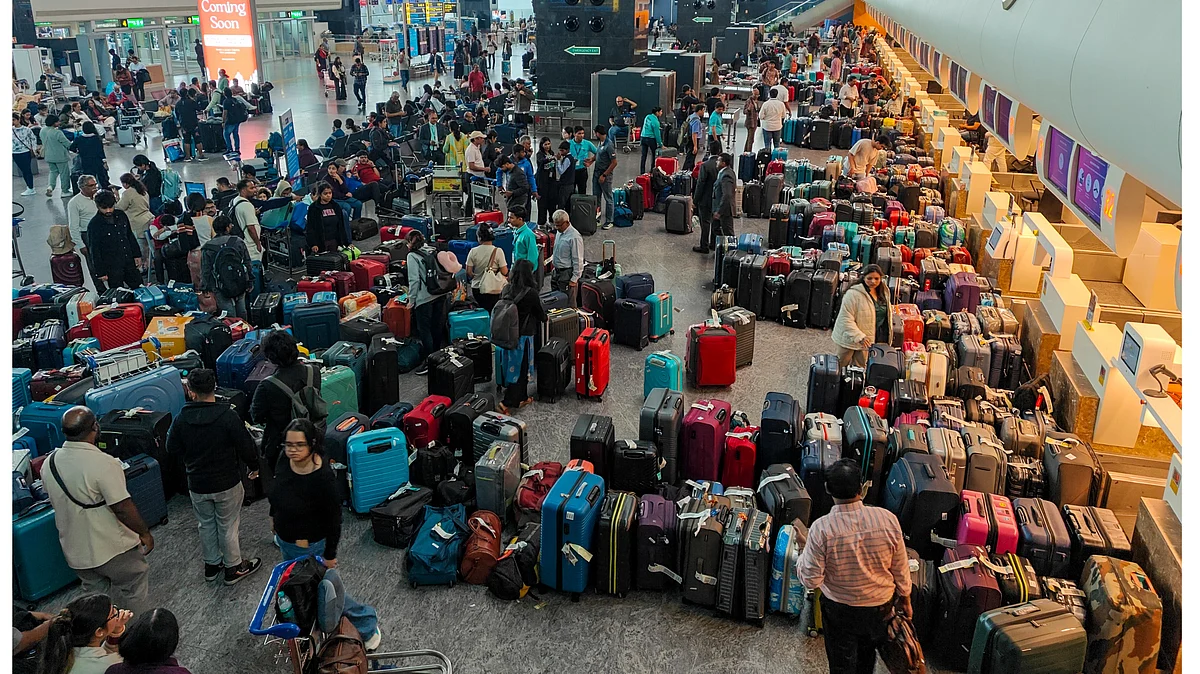 इंडिगो संकट से देश भर में हवाई अड्डों पर अफरा-तफरी, सरकार ने दिए उच्चस्तरीय जांच के आदेश