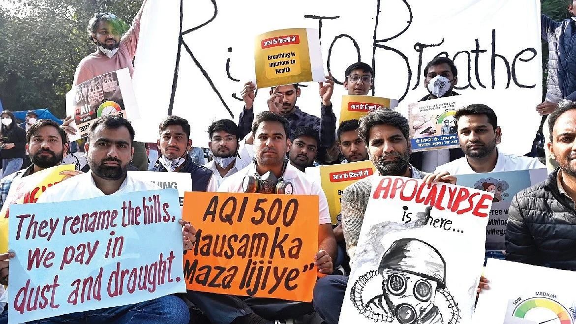 दिल्ली में बढ़ते प्रदूषण को रोकने में सरकारी नाकामी के खिलाफ प्रदर्शन (फोटो - विपिन)