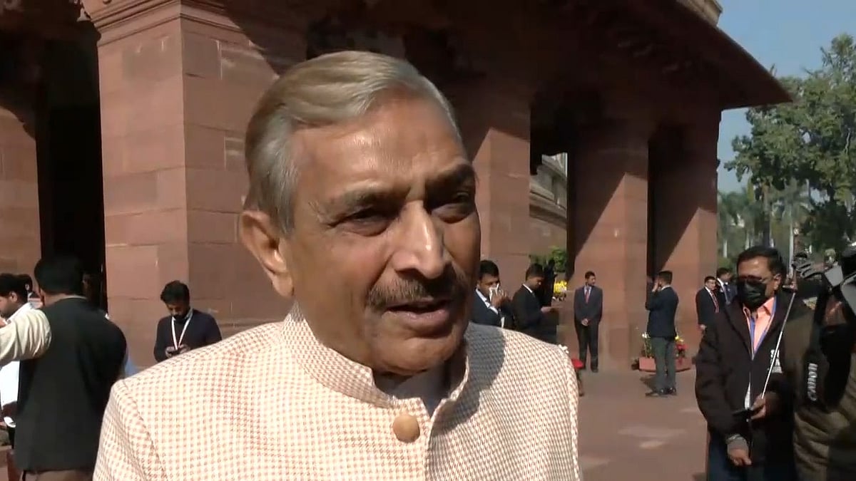 कांग्रेस सांसद प्रमोद तिवारी