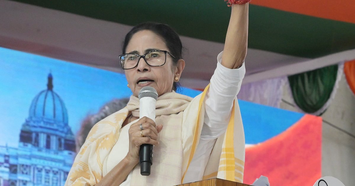 बंगाल चुनाव: ममता बनर्जी बोलीं- केंद्र सरकार और 19 राज्य मेरे खिलाफ एकजुट, मैं जनता के लिए अकेले लड़ रही हूं