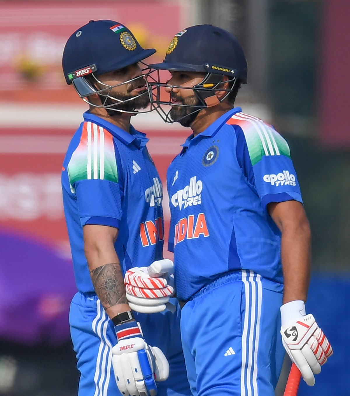 ICC ODI Rankings: रोहित शर्मा शीर्ष पर कायम, विराट कोहली नंबर 2 पर पहुंचे, श्रेयस को नुकसान 