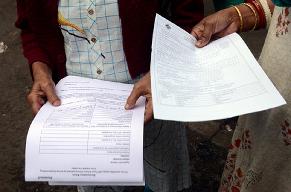 उत्तर प्रदेश में SIR की समयसीमा 15 दिन के लिए बढ़ाई गई, MP, गुजरात समेत छह राज्यों में भी बढ़ी डेडलाइन