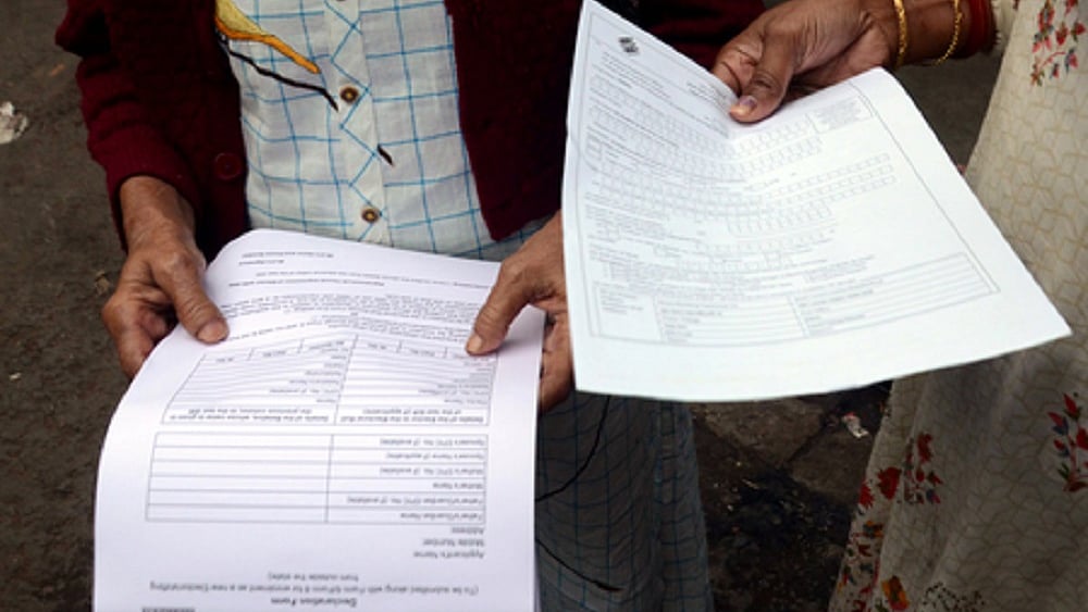 उत्तर प्रदेश में SIR की समयसीमा 15 दिन के लिए बढ़ाई गई, MP, गुजरात समेत छह राज्यों में भी बढ़ी डेडलाइन