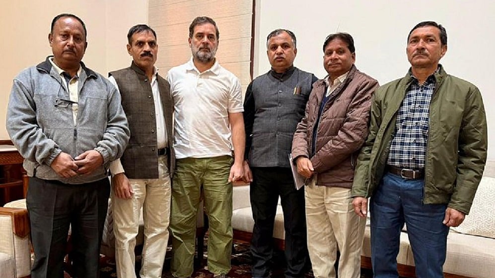 सरकारी संस्थानों को खत्म करने की साजिश, भारत की आत्मा पर आघात है: राहुल गांधी