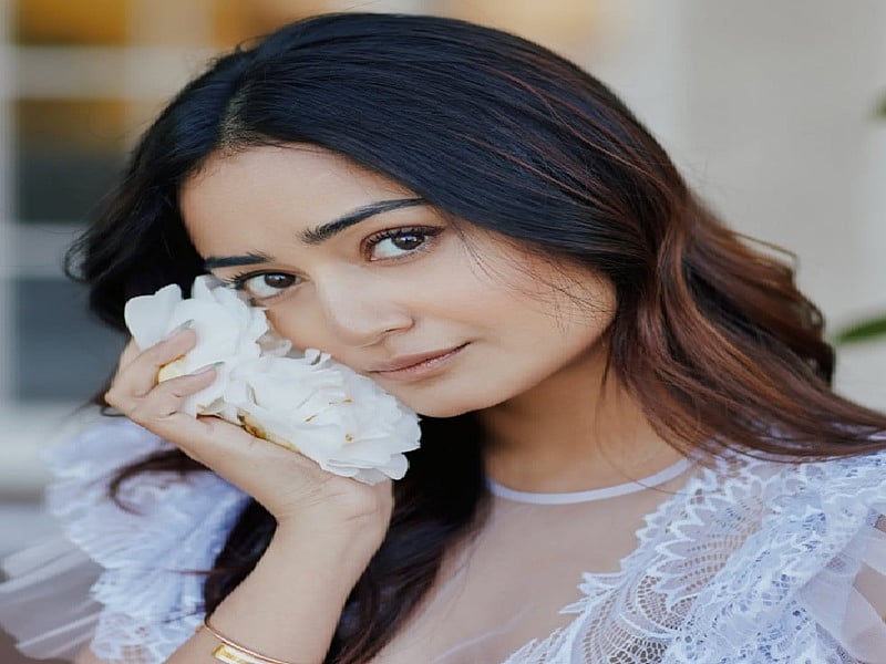 सिनेजीवन: 'शोले' के वीरू को जब कच्ची उम्र में हुआ था पहला प्यार! और जानें कैसी है कपिल की 'किस किसको प्यार करूं 2'