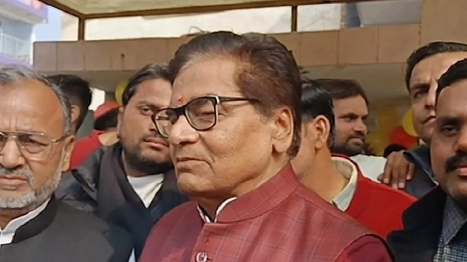 SIR की प्रक्रिया में जुटे अधिकारियों पर बनाया जा रहा है दबाव, रामगोपाल यादव ने बीजेपी सरकार पर लगाया आरोप