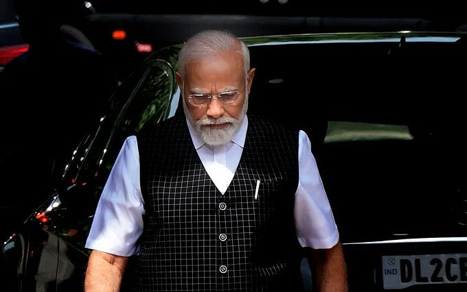 'मनरेगा से महात्मा गांधी का नाम हटाया जाना राष्ट्रपिता का अपमान', विपक्ष ने मोदी सरकार को घेरा, पूछा- ऐसा क्यों ?