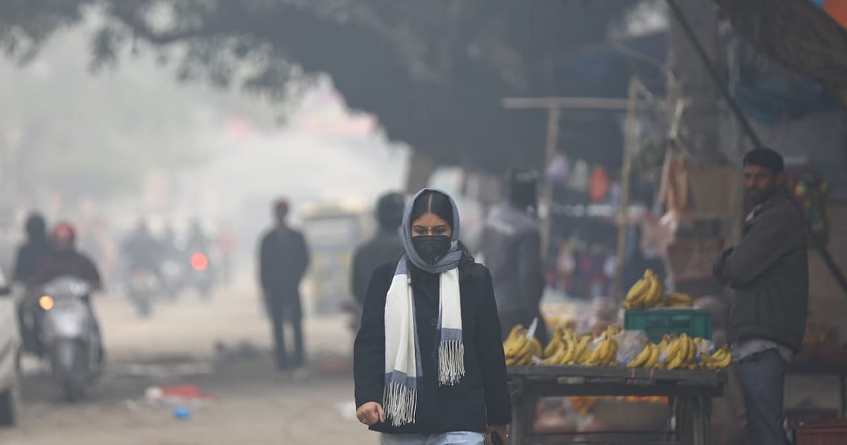 दिल्ली में बढ़ते प्रदूषण के बीच बड़ा फैसला: कक्षा 5 तक ऑफलाइन क्लास बंद, ऑनलाइन मोड में होगी पढ़ाई