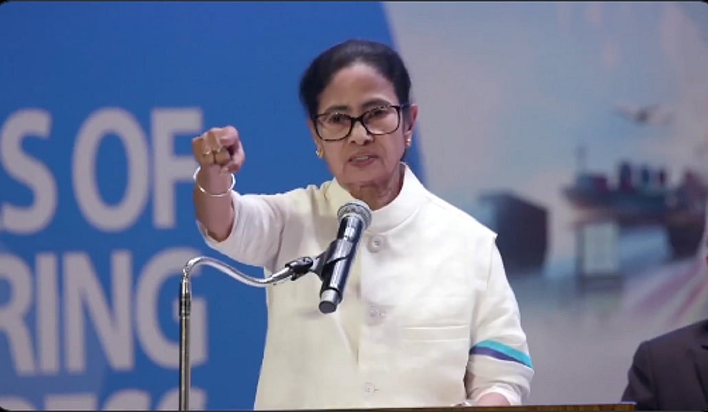 ममता ने मनरेगा को हटाने पर केंद्र पर साधा निशाना, कहा- राज्य में गांधी के नाम पर रखेंगे रोजगार योजना का नाम