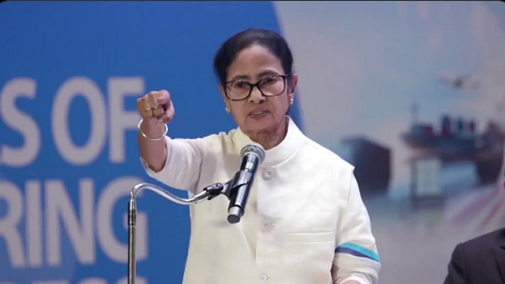 ममता ने मनरेगा को हटाने पर केंद्र पर साधा निशाना, कहा- राज्य में गांधी के नाम पर रखेंगे रोजगार योजना का नाम