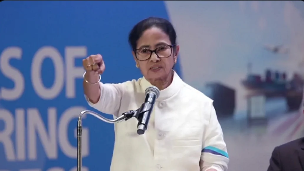 ममता ने मनरेगा को हटाने पर केंद्र पर साधा निशाना, कहा- राज्य में गांधी के नाम पर रखेंगे रोजगार योजना का नाम