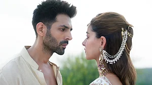 सिनेजीवन: 'तू मेरी मैं तेरा, मैं तेरा तू मेरी' का ट्रेलर रिलीज और सान्या मल्होत्रा के लिए दिसंबर का महीना लकी