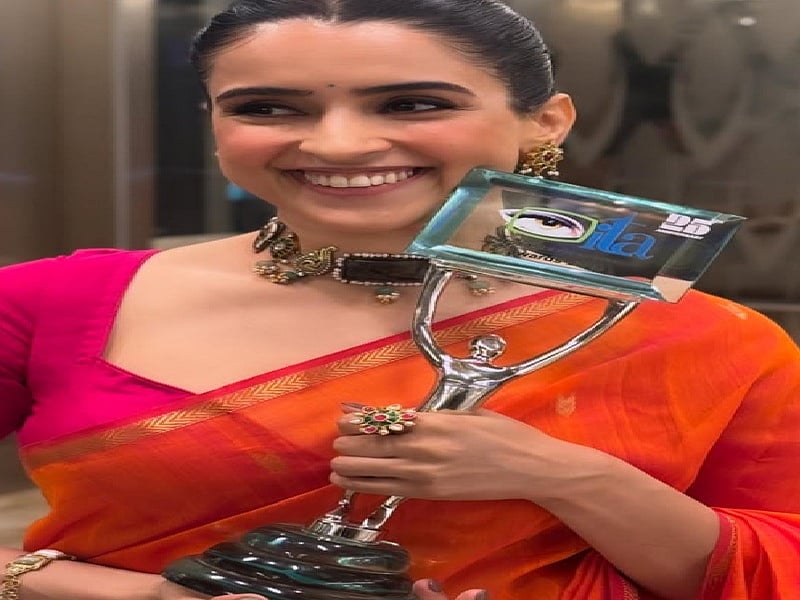 सिनेजीवन: 'तू मेरी मैं तेरा, मैं तेरा तू मेरी' का ट्रेलर रिलीज और सान्या मल्होत्रा के लिए दिसंबर का महीना लकी