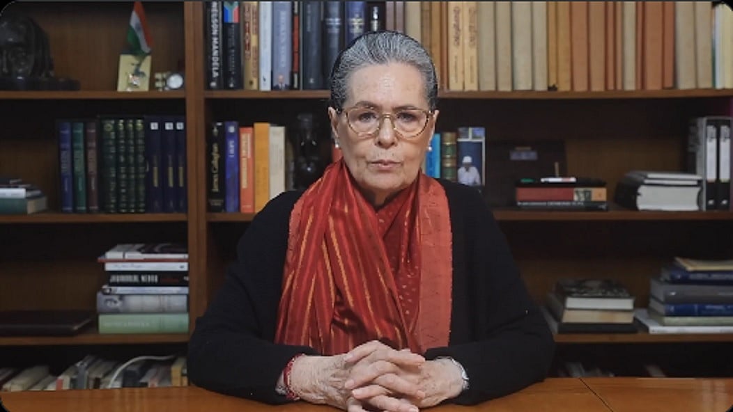 मोदी सरकार ने मनरेगा पर बुलडोजर चला दिया, काले कानून के खिलाफ लड़ने के लिए प्रतिबद्ध हूंः सोनिया गांधी