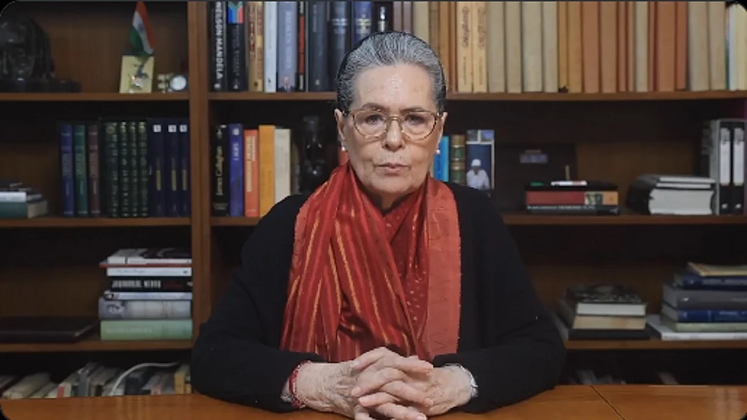 मोदी सरकार ने मनरेगा पर बुलडोजर चला दिया, काले कानून के खिलाफ लड़ने के लिए प्रतिबद्ध हूंः सोनिया गांधी