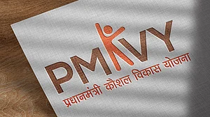 एक ही घपला जिसे मोदी सरकार के बहुत से विभाग अपने ढंग से कर रहे हैं