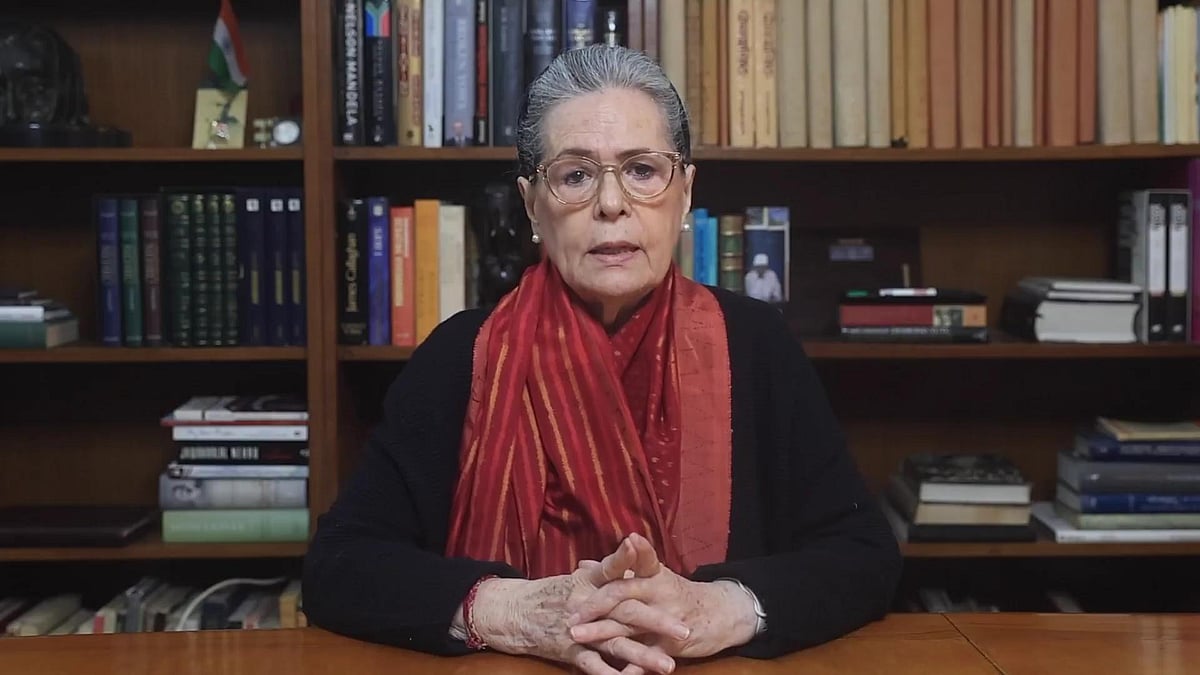 बड़ी खबर LIVE: 'रोज़गार का हक़ छीना गया, संघर्ष जारी रहेगा', मनरेगा का नाम बदलने पर बोलीं सोनिया गांधी