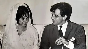 यादों में दिलीप कुमार, जब उन्होंने सायरा बानो की मधुबाला से कराई मुलाकात, फिल्मों में आने का किया था विरोध