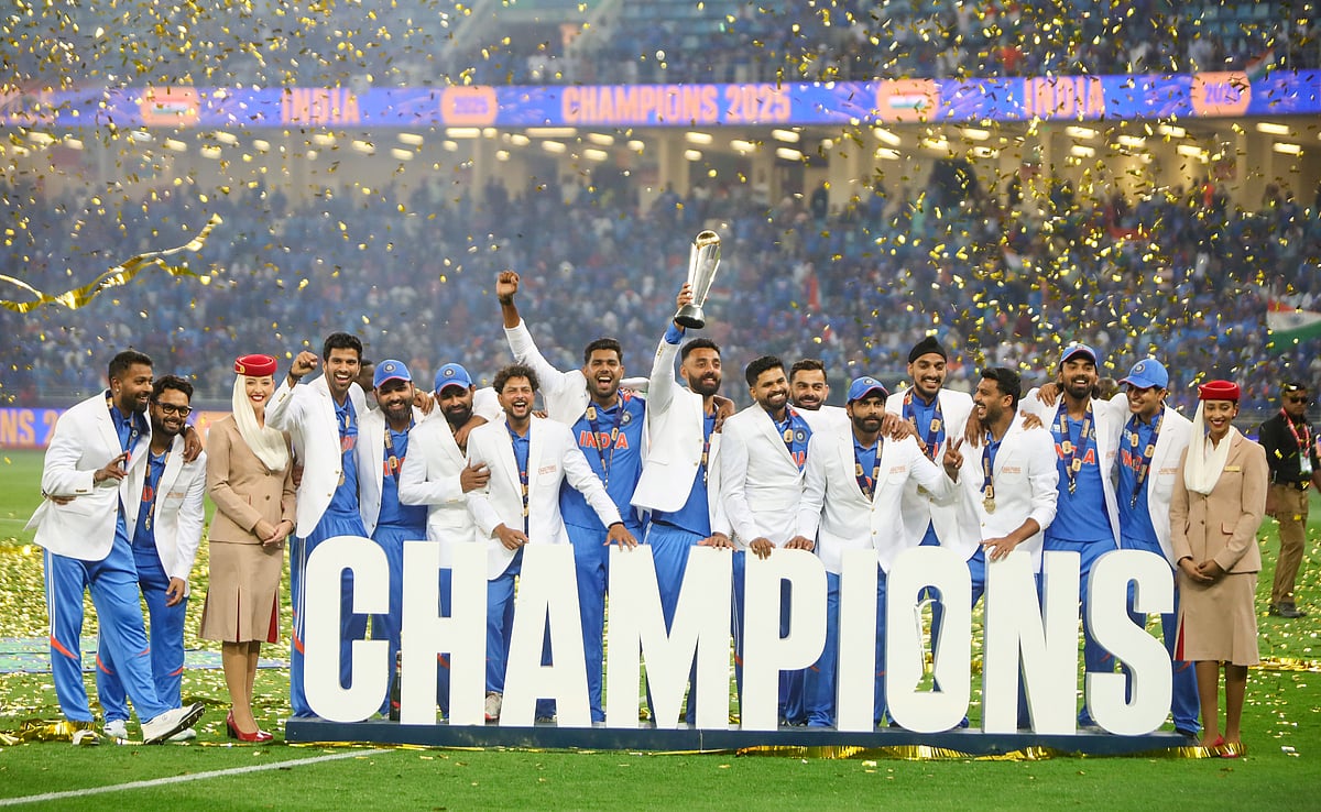 Year Ender 2025: चैंपियंस ट्रॉफी से लेकर विश्व कप तक..., क्रिकेट के मैदान पर भारत की 5 बड़ी उपलब्धियां