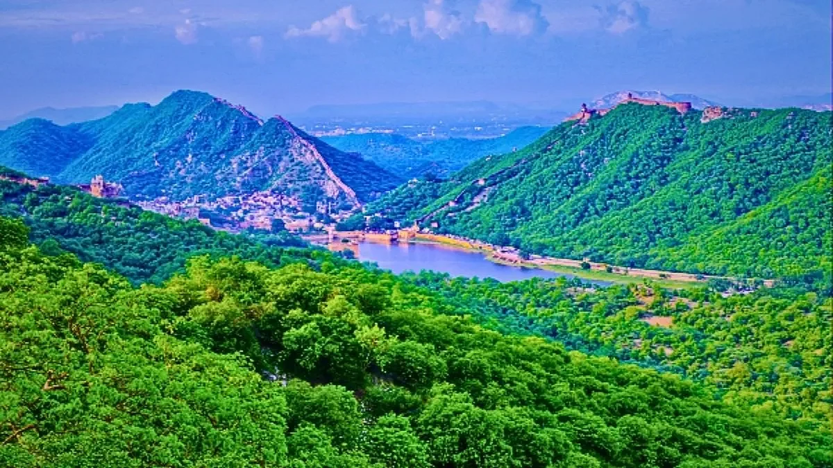 कांग्रेस ने BJP पर 'खनन माफिया' को संरक्षण देने के आरोप लगाए हैं