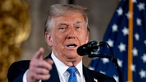 नाइजीरिया में ISIS के ठिकानों पर अमेरिका ने की एयर स्ट्राइक, ट्रंप बोले- ईसाइयों पर हिंसा रोकने के लिए की कार्रवाई