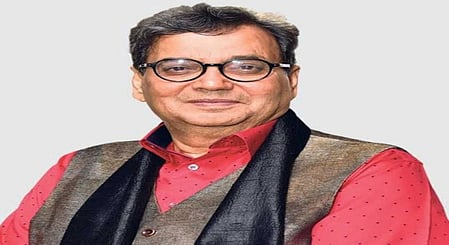 सिनेजीवन: कार्तिक आर्यन की 'तू मेरी मैं तेरा' की पहले दिन दमदार कमाई और सुभाष घई की पसंदीदा फिल्म है 'ब्लैक एंड व्हाइट'