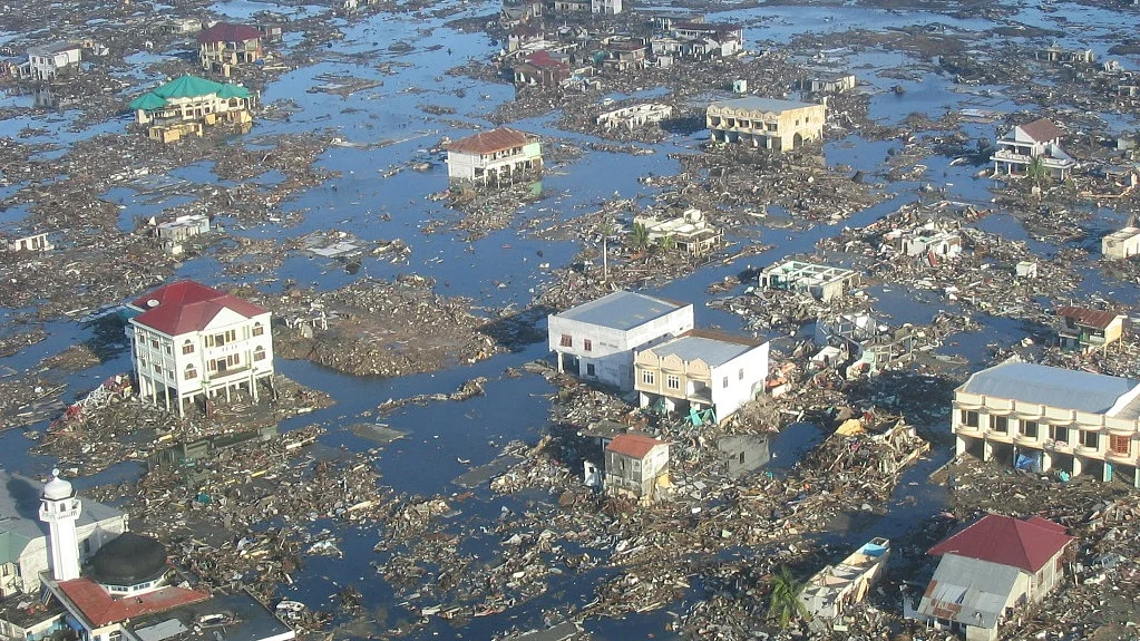 26 दिसंबरः जब 2003 और 2004 में प्रकृति ने दिखाया रौद्र रूप, भूकंप और सुनामी में लाखों ने गंवाई जान