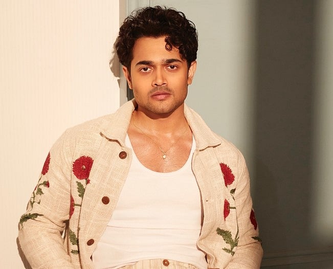 सिनेजीवन: 'बैटल ऑफ गलवान' का टीजर आउट और आगे खिसकी 'अल्फा' की रिलीज डेट