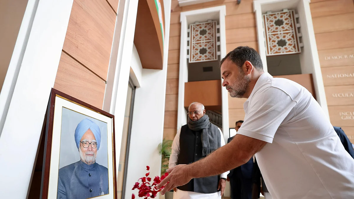 राहुल गांधी ने मनमोहन सिंह को किया याद