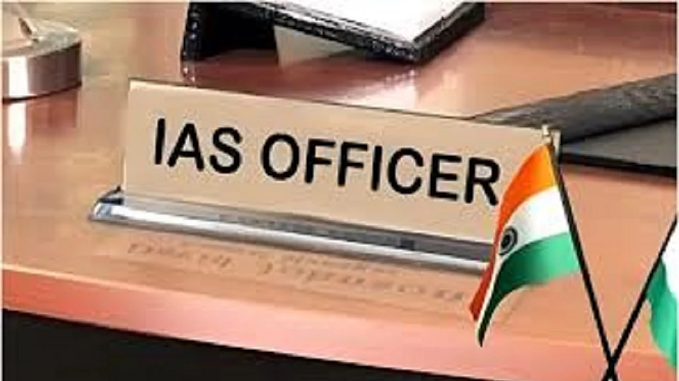 बिहार: दिसंबर में एक दर्जन से अधिक IAS अफसर विदेश दौरे पर, अमेरिका बना पहली पसंद