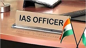 बिहार: दिसंबर में एक दर्जन से अधिक IAS अफसर विदेश दौरे पर, अमेरिका बना पहली पसंद