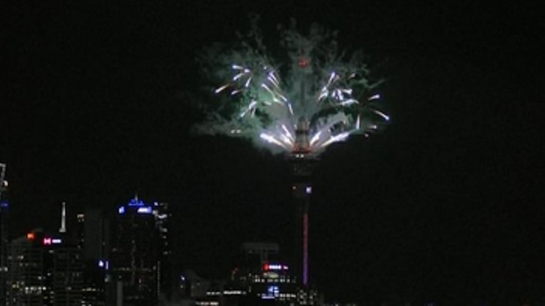 किरिबाती ने दुनिया को पीछे छोड़ा, सबसे पहले किया 2026 का स्वागत, न्यूजीलैंड के ऑकलैंड में भी नए साल ने दी दस्तक