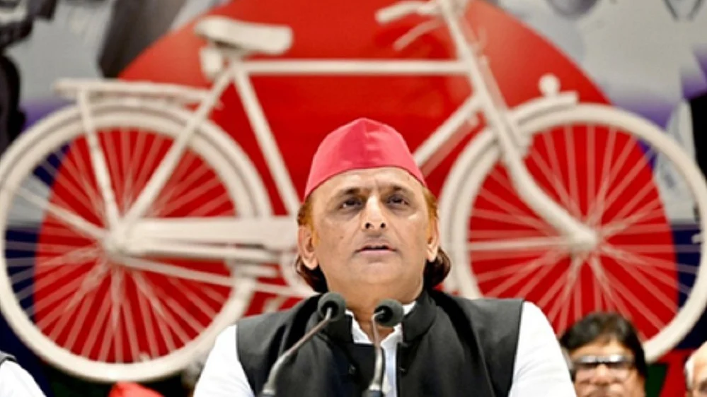 अखिलेश यादव ने सीएम योगी पर साधा निशाना, कहा- आंकड़ों में अंतर होगा तो SIR का मतलब क्या हुआ