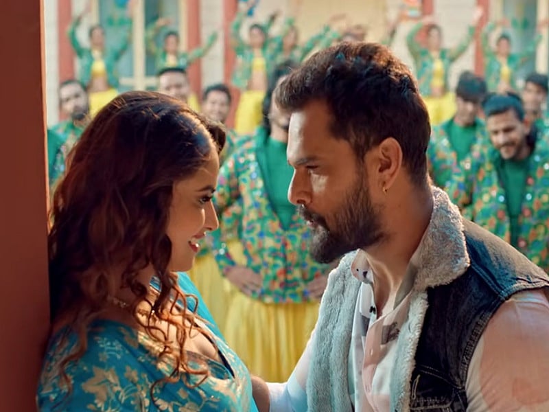 सिनेजीवन: तनोट माता का आशीर्वाद लेने पहुंची 'बॉर्डर-2' की पूरी टीम और रिलीज हुआ 'घर कब आओगे' सॉन्ग