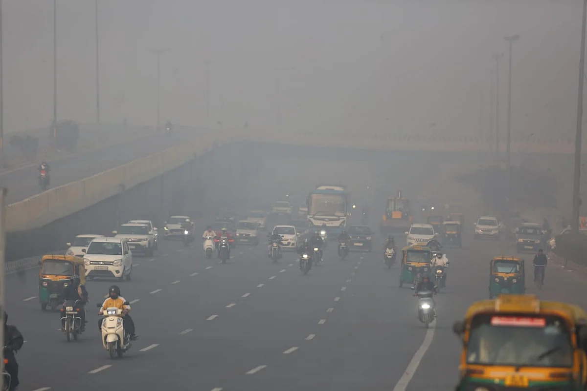 बड़ी खबर LIVE: दिल्ली की हवा में सुधार, GRAP स्टेज 3 को हटाया गया